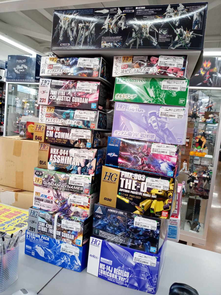 ブックオフより ガンプラをたくさんお持ち込みいただきました！！ 順次