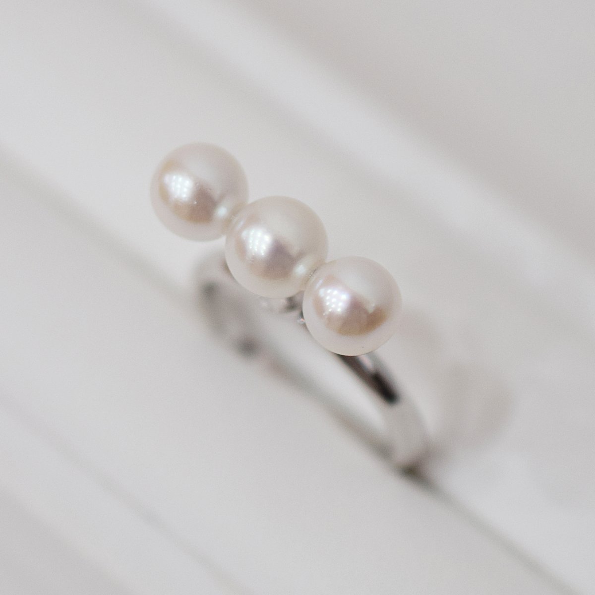 reenspearl's tweet photo. ✨12%OFFセールのお知らせ✨

REENS PEARL BASE店にて一部商品を対象とした12%OFFセールを開催いたします。
オンラインサイトへのリンクはツリーから💁‍♀️✨

【セール期間】
2026年5月29日(金)17：00～2026年6月1日(月)23：59 https://t.co/mofYXxrwPR