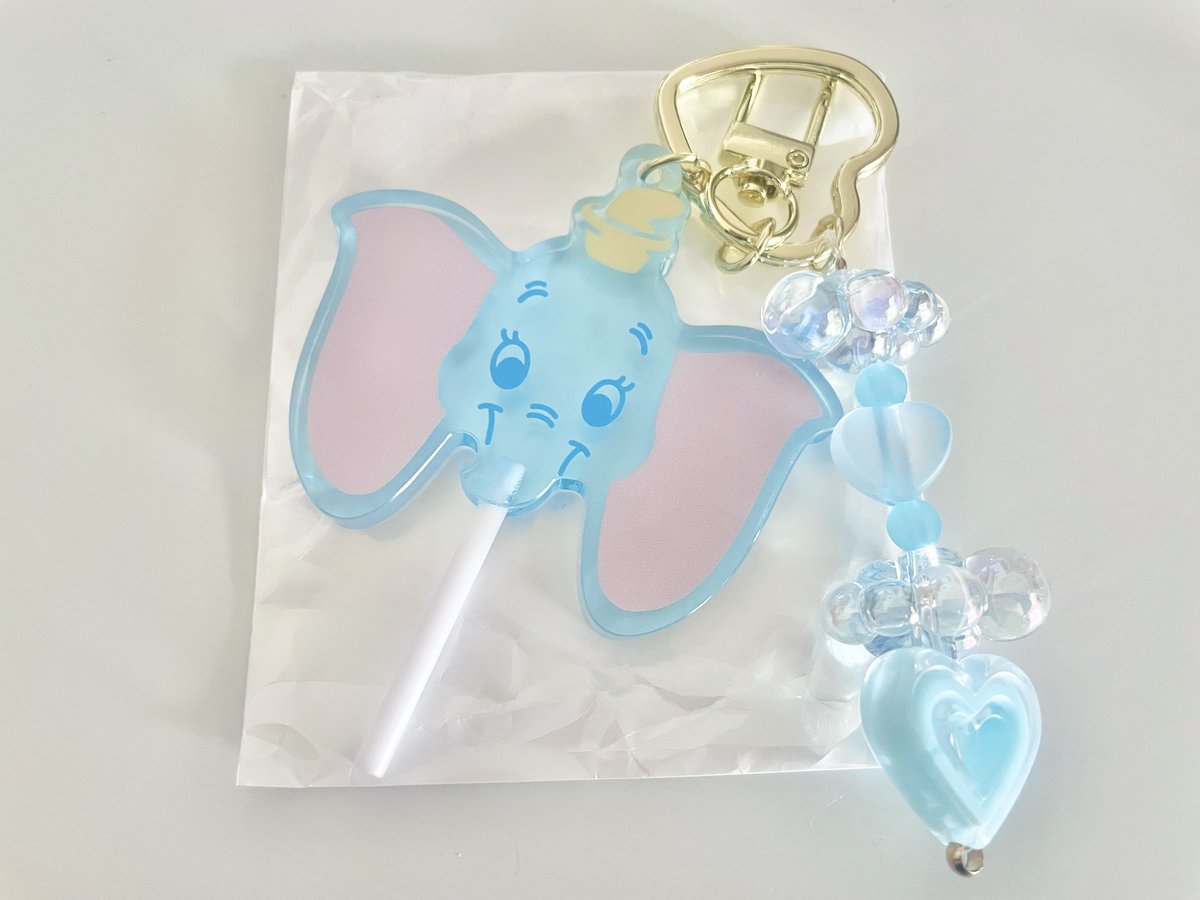 mmm23_6's tweet photo. @xxx
【交換】
ディズニーストア ディズニーキャラクター
シークレット キーチェーン キーホルダー
キャンディー風

譲　ダンボ

求　プーさん

横浜でのお手渡しもしくは郵送での交換のみ。
FF外からでもお気軽にご連絡ください。 https://t.co/1fI5pIjMLd