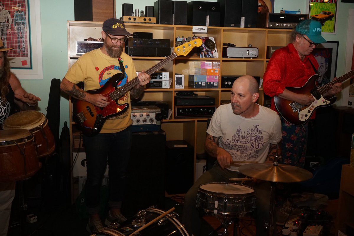 12XUrecs's tweet photo. Water Damage
Breakaway Records,
05/26/26 https://t.co/7dRBx54hVp