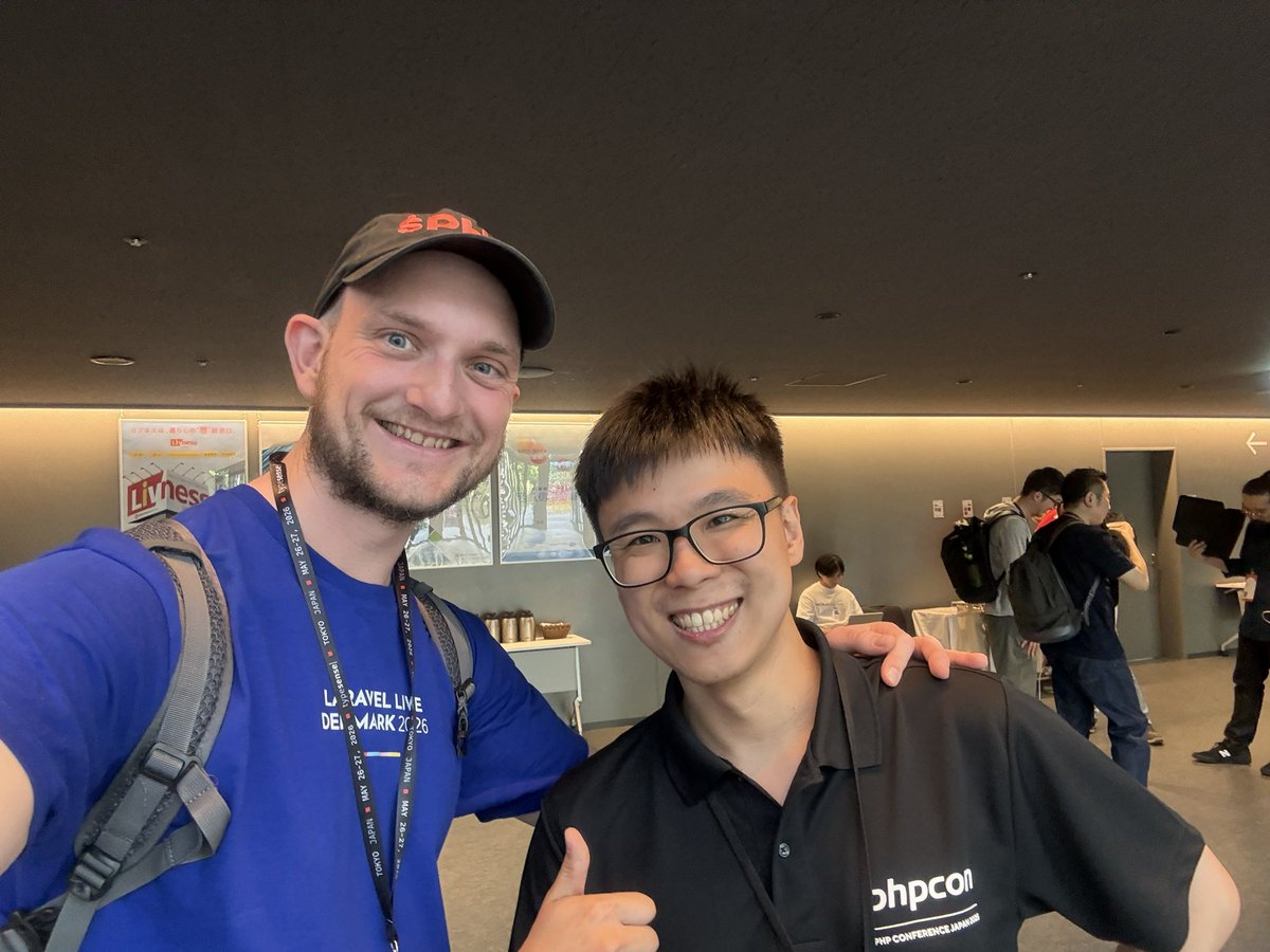 albert_cht's tweet photo. Selfie time with the Laravel folks! Day 1 was a blast. 🔥

#LaravelLiveJP https://t.co/ZT2gVbrlC6