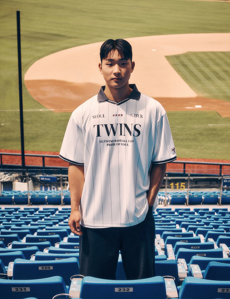 maeilupday's tweet photo. LG트윈스 팬의 ‘기록’을 스타일로 남긴다면?
세터(SATUR) X LG트윈스 팝업이 답입니다.
잠실에서 만나요. 그리고, 다시 플레이⚾🖤

#LGTWINS #LG트윈스 #세터 #SATUR #직관러 https://t.co/Ysvgdxf1vP