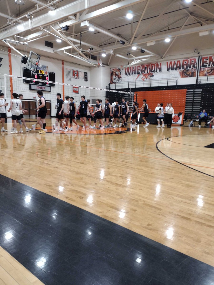 SCNAthletics's tweet photo. 🏐Final⭐️
IHSA Regional Semifinal
North Stars defeat West Aurora in 2 sets 25-19, 25-16!

Next Stop-Regional Final, Thursday at 6p at WWS!

#RollStars🤩 https://t.co/q2675xSqXV
