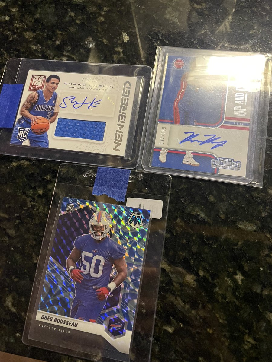 BoochBall's tweet photo. Was feeling kinda blue last week and got on eBay https://t.co/FKzedThPIx