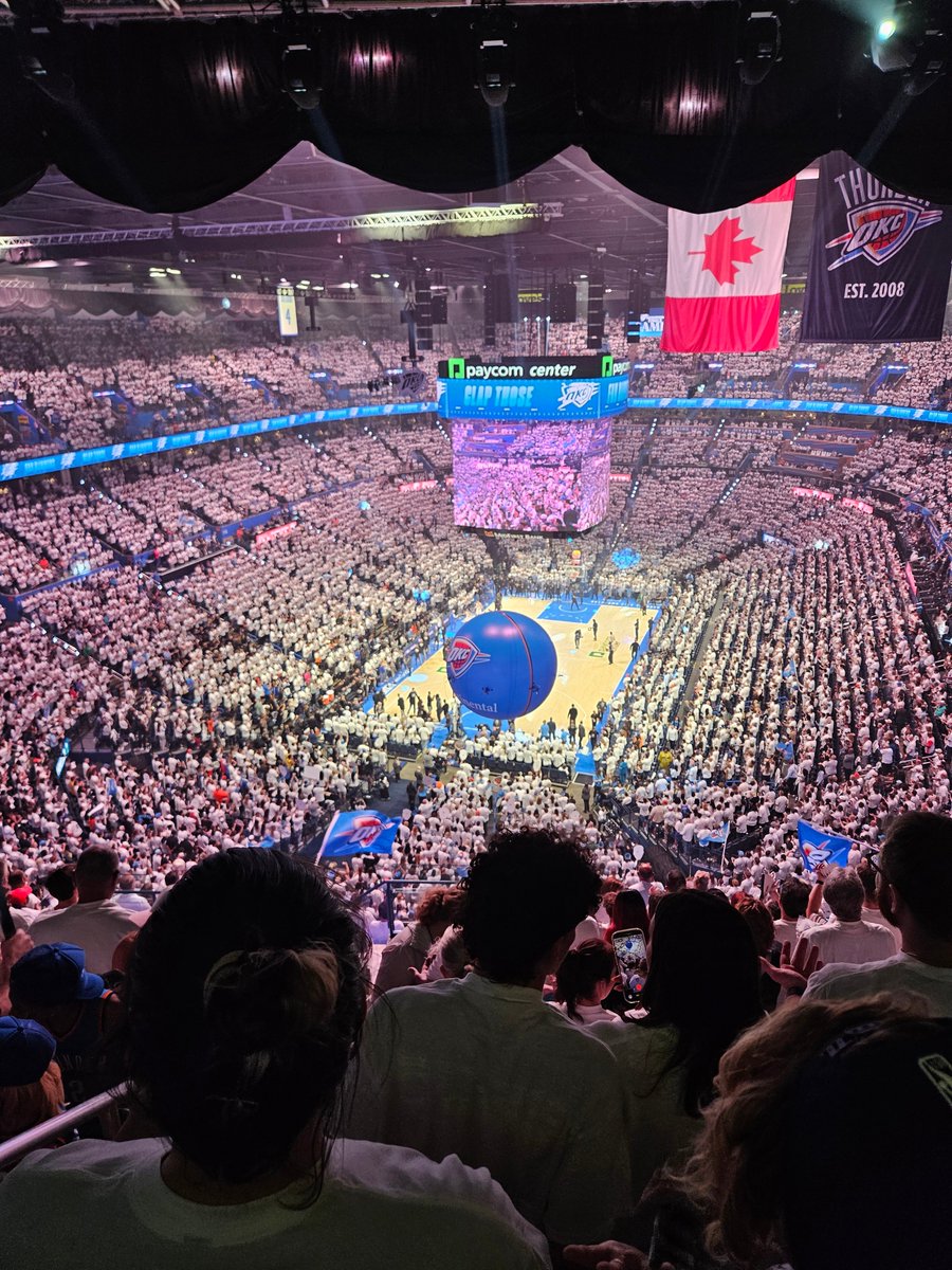 voiceofD's tweet photo. From the tip-top of the arena tonight. Can confirm: It is LOUD in here! #ThunderUp https://t.co/0bHJwvz7Ye