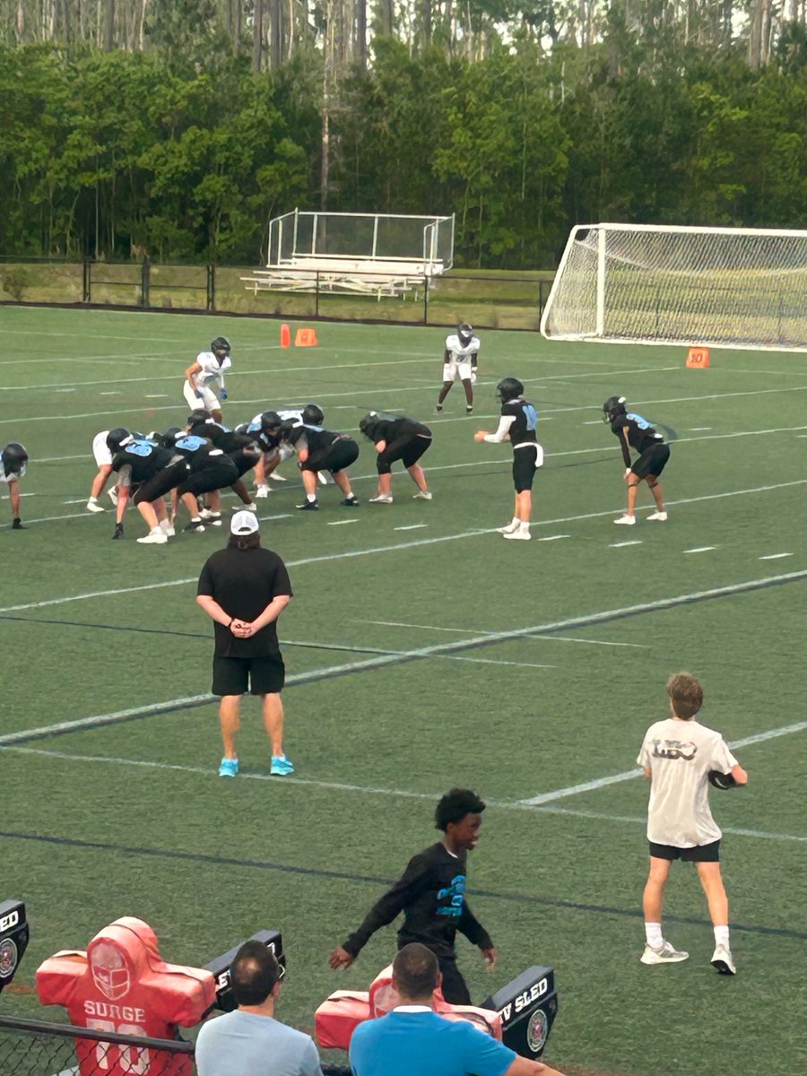 Hunt2028's tweet photo. Best thing about Spring practice is each one is a chance to get better! Season 3 loading….. https://t.co/4LtpTQ7xIf