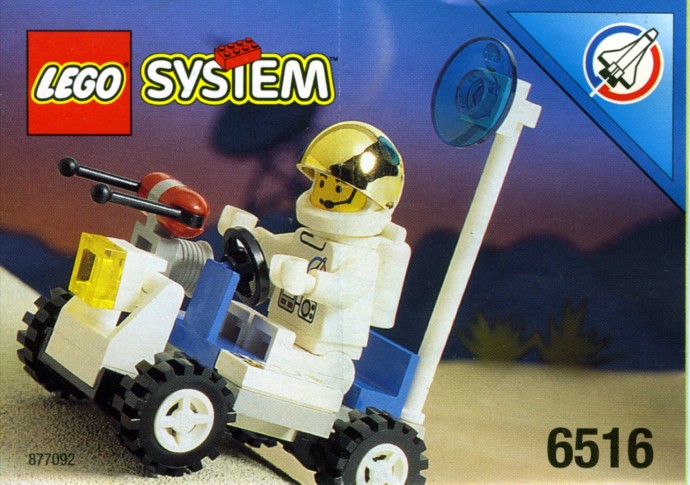 blocksmagazine's tweet photo. 6516 Moon Walker from 1995 was pint-sized but fun as the smallest set in the LEGO Town - Launch Command subtheme. This lunar buggy may have been tiny, but it was tough ... in the spirit of creativity, you could have him encounter Spyrius on the Moon! 

#LEGO #Throwback #LEGOSpace https://t.co/fEe2Fxguvx