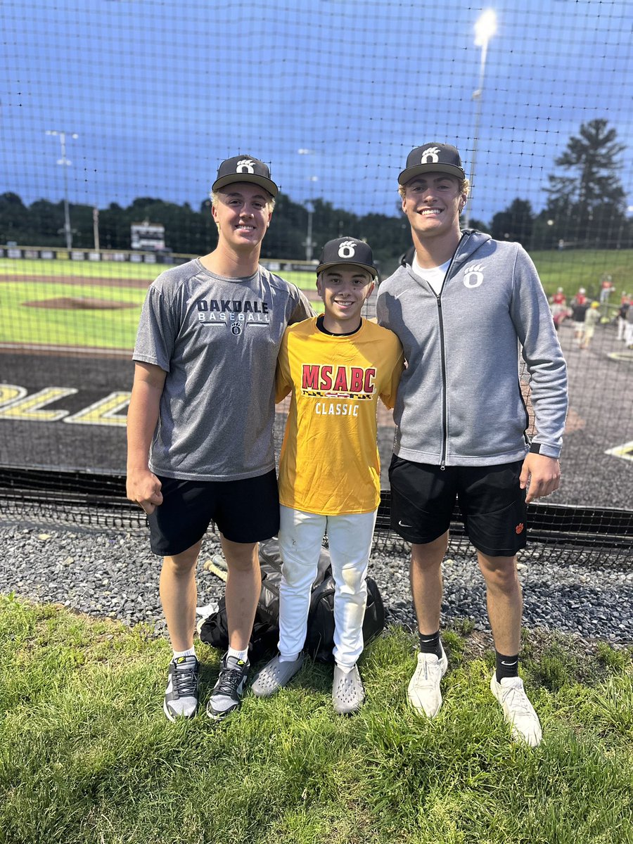 OakdaleBase's tweet photo. Great to see the boys out to support senior captain Nolan Noweski at the @MSABC1 Classic…good day for Nolan (2-2, BB). Thanks @JC_Baseball_ for hosting @Oakdale_Bears @FrederickSports @GoPeaceBaseball https://t.co/sbt51amxH4