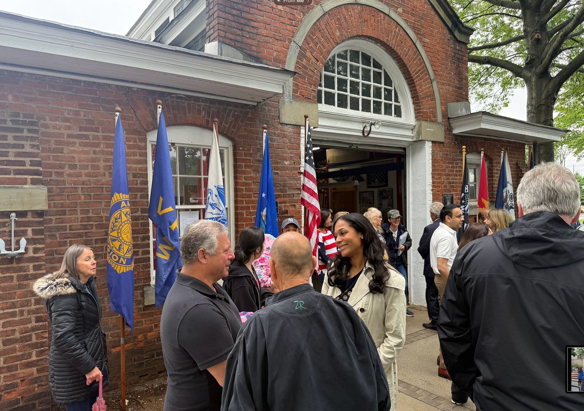 BurressForNJ's tweet photo. It was great to be in Clifton and Hawthorne this week for Memorial Day and connecting with so many residents across our communities.

The first day of Early Voting is officially in the books and the energy is incredible!

Only 6 more days until we win.

Keep the momentum going! https://t.co/2TpCLQxAU7