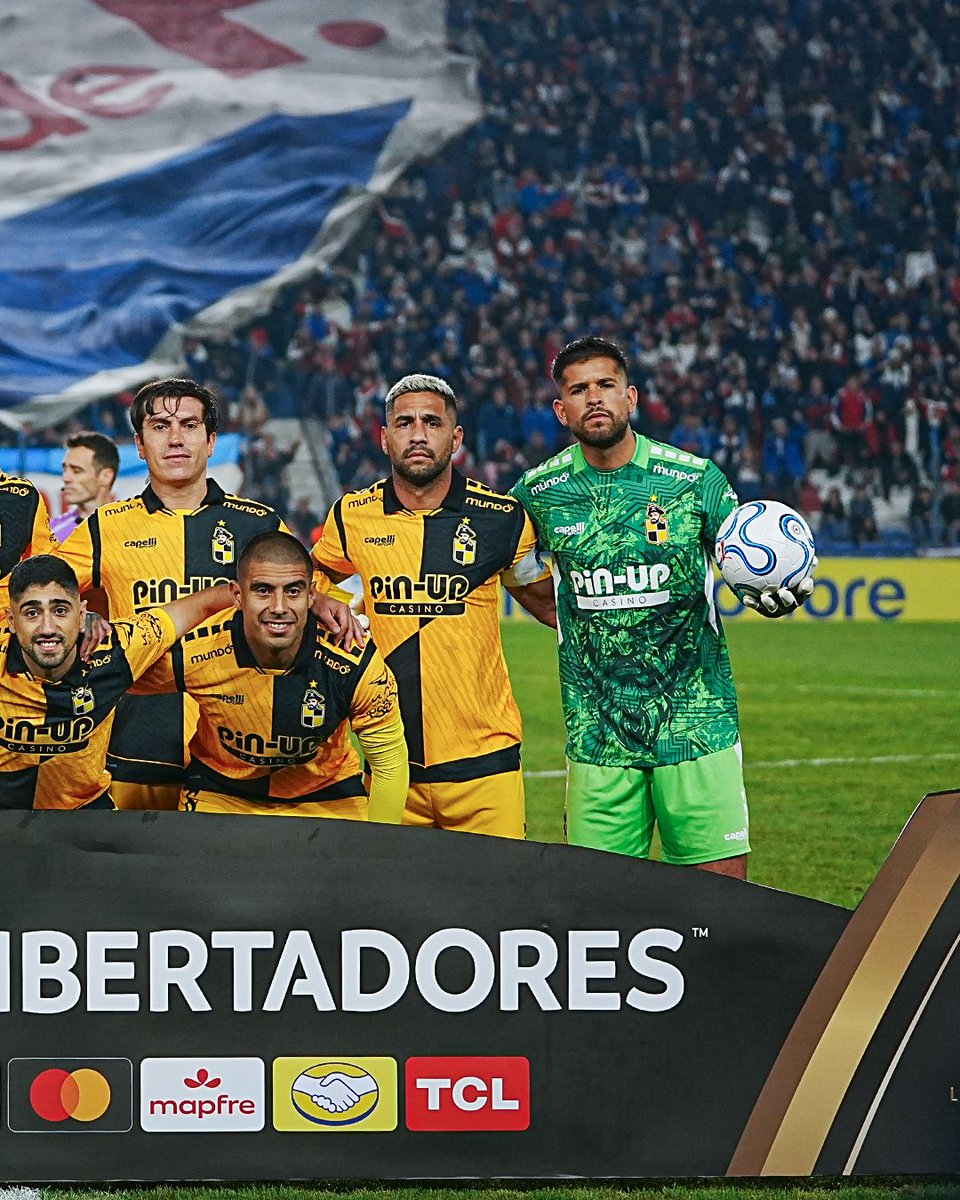 coquimbounido's tweet photo. 🏴‍☠️ EL ORGULLO Y ÚNICO INTERNACIONAL DE LA REGIÓN 💛🏆🖤 https://t.co/GQqQ6gnOBY