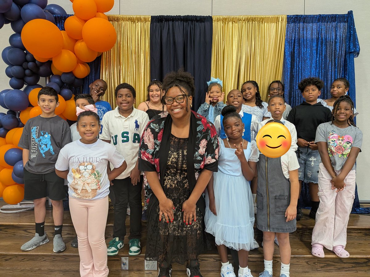 MissJ_ACE's tweet photo. Our 4th Annual 4th Grade #Sneakerball was a fantastic success! The students definitely had a ball! Thank you @RReniekaw for creating the flyer, setting up the decor and the playlist!!! 💙🧡💙
#FantasticFourth  @MHodges_ACE @HumbleISD_ACE https://t.co/fKYQX2szKz
