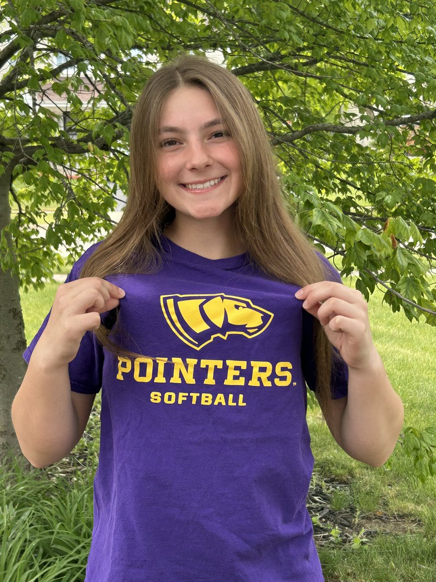 Talia2027's tweet photo. LETS GO POINTERS! 💛💜 @CTWPremierDD @uwsp_softball @UWSPCoachRyan https://t.co/5qmZ5T1vXw
