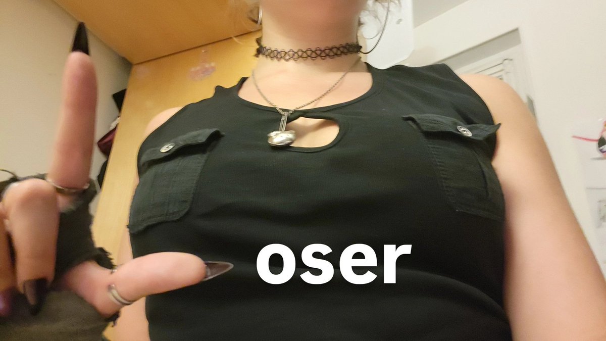 s4nrio_k3t_h0e's tweet photo. allez viens raquer ptite chienne 

go ahead send me money bitch

#moneyslave #moneymiss #findom #soumis #paypig #finsub #femdom #domina #goth https://t.co/6sywYTemr6