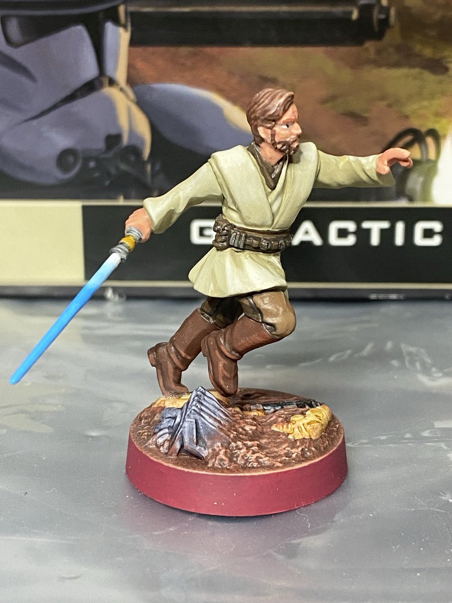 Agent_Drew's tweet photo. Starting my #starwarslegion Republic starter box with master of the high ground Obi Won Kenobi. Took extra time on this one since he’s a named character. Now for some clones!

#starwars #miniaturepainting https://t.co/KYGfrY6sEJ