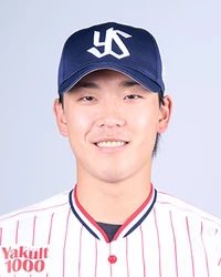 yakukazo_reo's tweet photo. 韓国アイドル好きの親が武岡がセブチのディノに似てるって言ってたんですけど分かる人います？
言われてみれば似てる気がする https://t.co/edr26kbk59