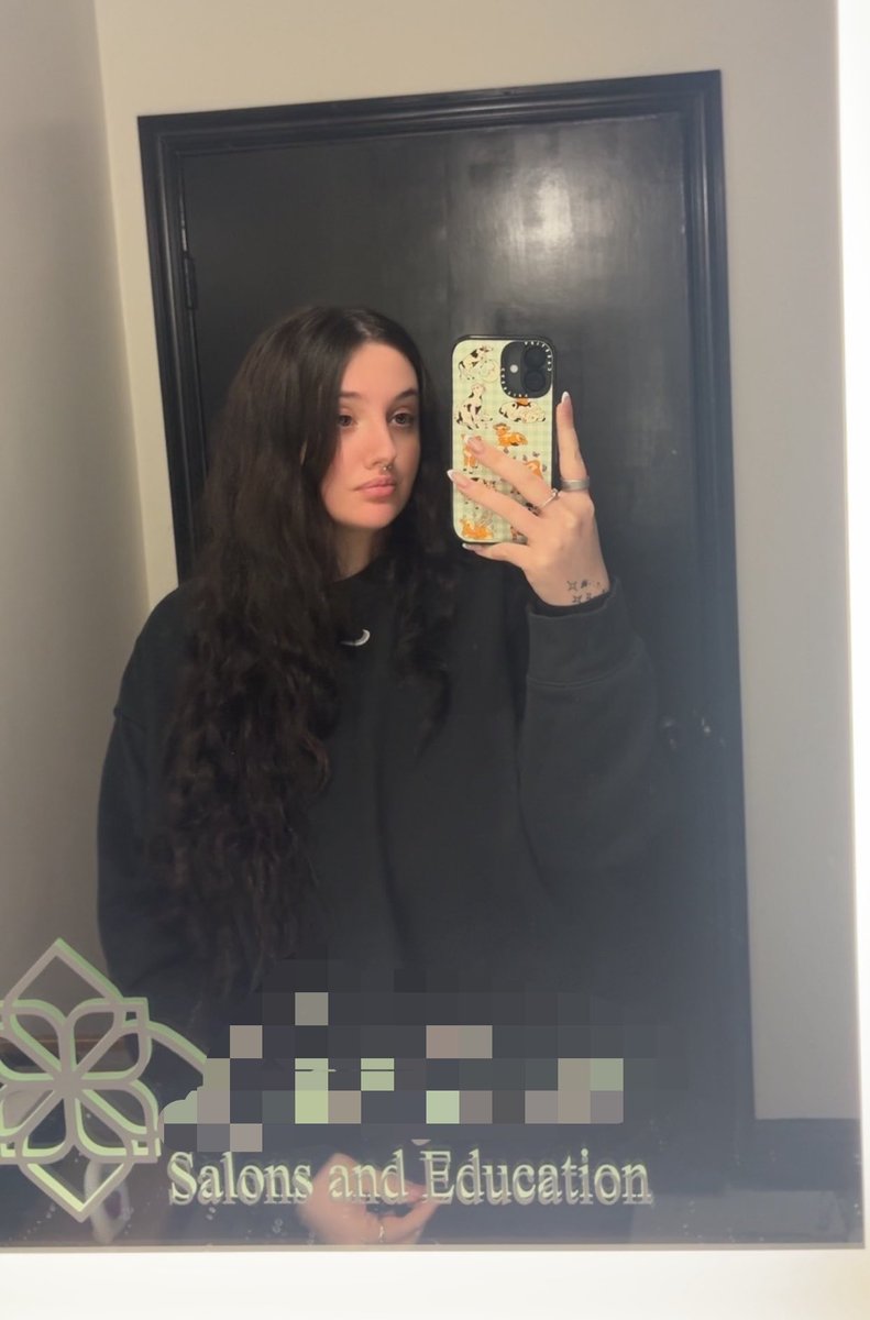 MikkiMac_'s tweet photo. Streaming on Tik Tok, Kick, &amp; Twitch! Come say hi!🤍

https://t.co/0bFq9Eef5B https://t.co/a6IbzOKqhX