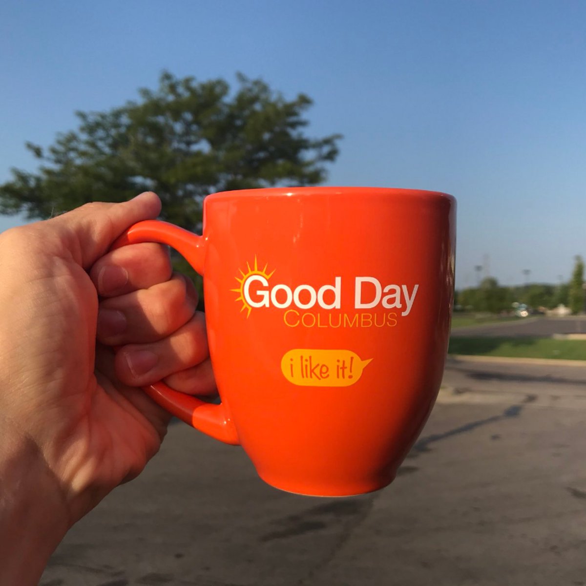 archivedpilots's tweet photo. did you know that Good Day Dema was based off Good Day Columbus, an actual news show in ohio? https://t.co/L1BAUqwpHJ