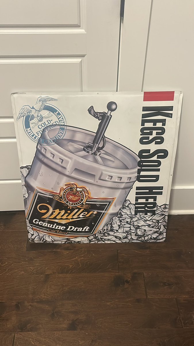 BrickedScruggs's tweet photo. New piece from Dad’s garage for the college house #ThanksPops https://t.co/JhvPA9Gh4u