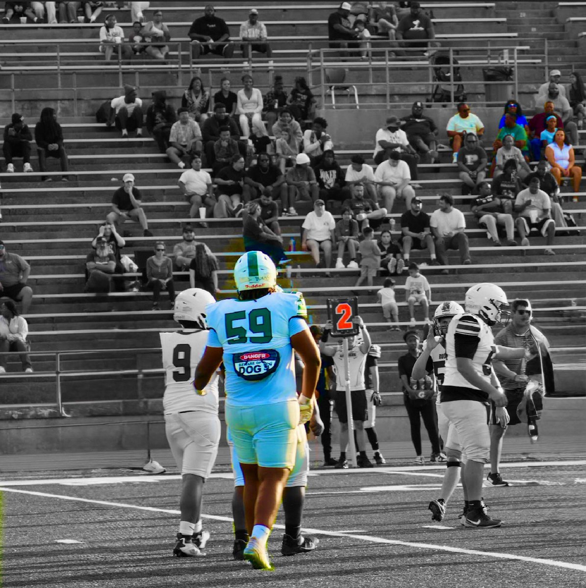 JaydenABurCO27's tweet photo. #SpringGame

Nothing like playing the game you love with your number one loves cheering from the stands
#familyISfootball #footballISfamily

Last Highschool spring game #seniorSZNloading https://t.co/rNBMalaobu