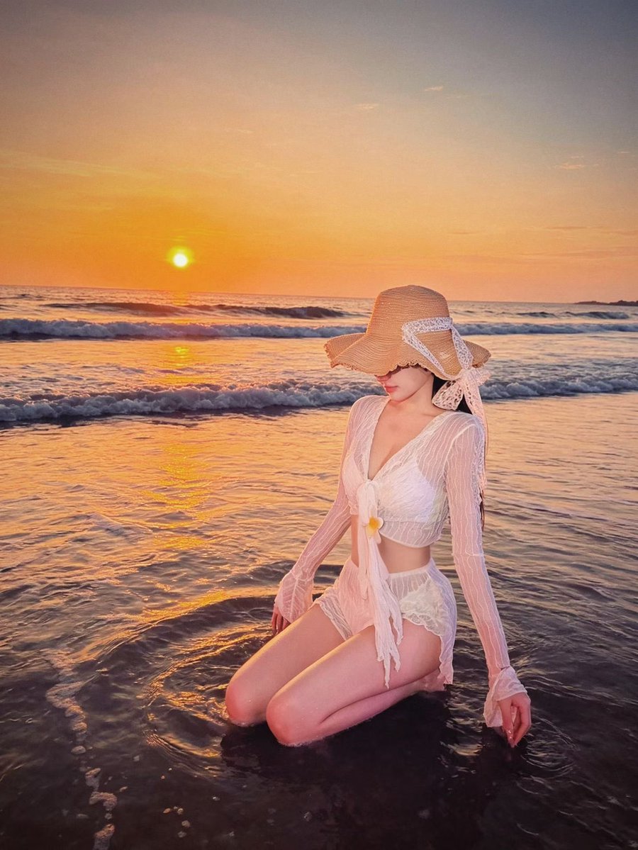 QuStuu's tweet photo. 海还是要和喜欢的人看 https://t.co/OK4CDb0Tp0