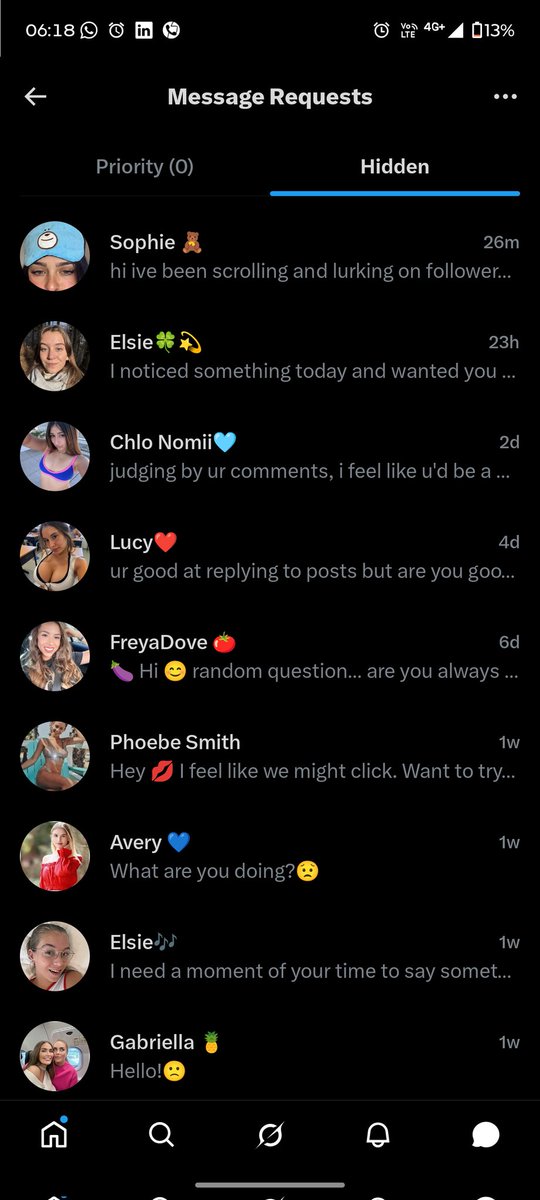 creditcardwalah's tweet photo. Thanks to the X algorithm 😂🙏

From cashback audience ➝ straight to “Hi handsome” DMs 💀

Good thing X automatically hides these fake/spam accounts in Hidden Requests 🔥

#XTwitter #SpamDM #XAlgorithm #CryptoScam https://t.co/E1dMhIeNeJ