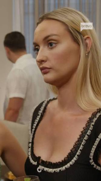 mikehal121's tweet photo. Bailey? Who saw her bringing heat on Ben? #summerhouse https://t.co/RR4YFgyD4I