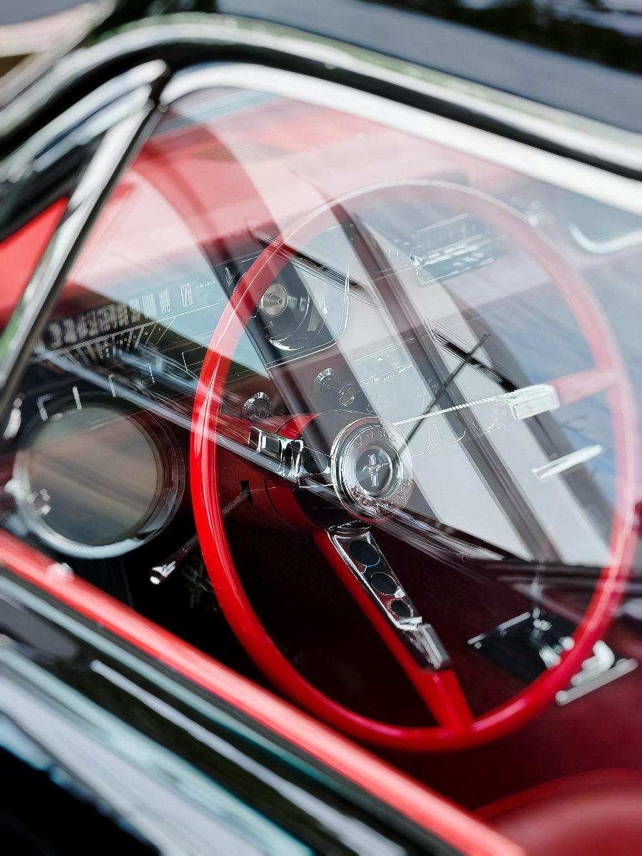 __impassioned's tweet photo. #classic #car #mustang https://t.co/vRAGBbrnqc