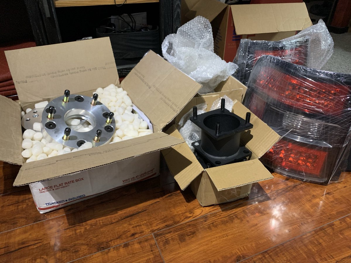 Lriga_'s tweet photo. Hate to be a tease but the fun parts are here but the Flex is haha well

It had an injector fail the first day I drove it so I’m making the dealership fix it, new engine my a$$ https://t.co/8vim6ylKqx