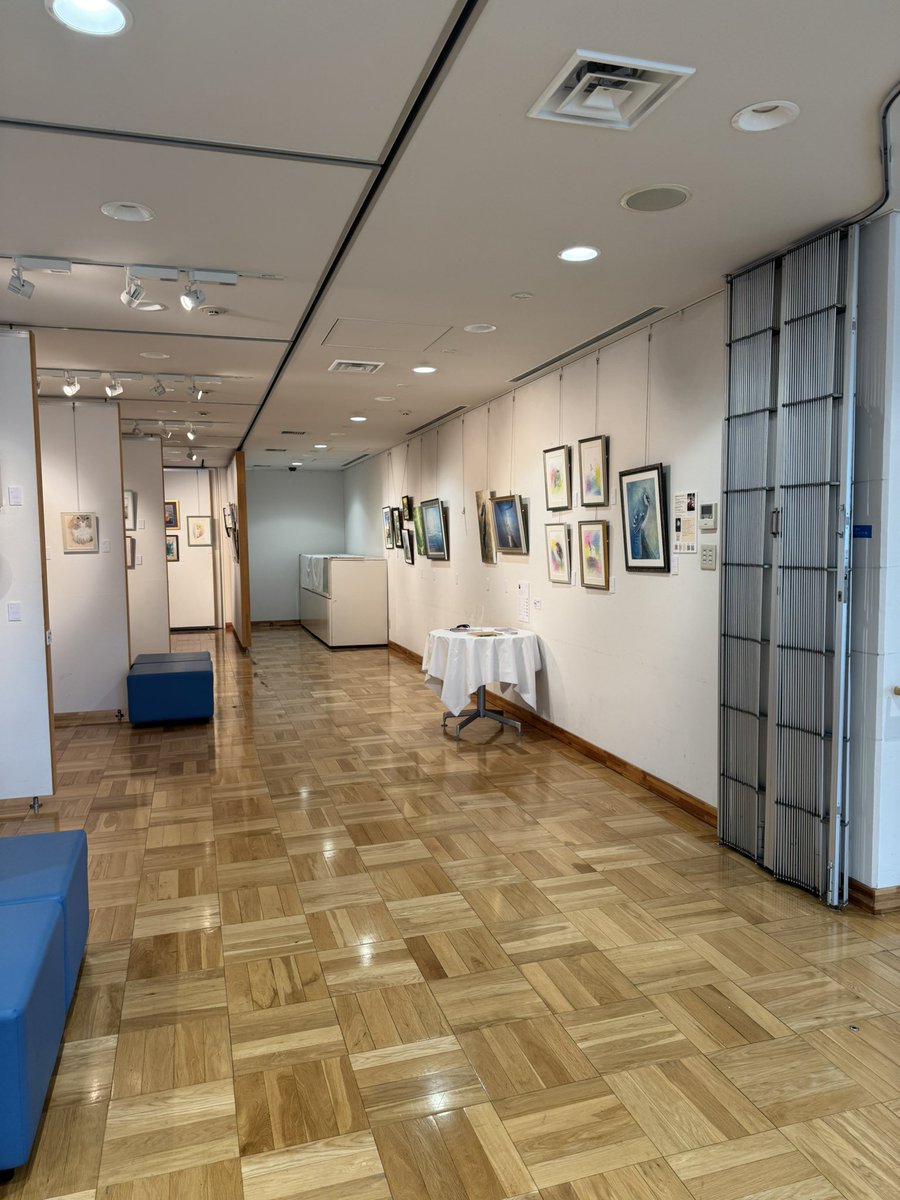 aminasroom's tweet photo. 第9回MINART展が始まりましたー
今年も力作が勢揃いです。
お近くにお越しの際はぜひお立ち寄りください☺️

#色鉛筆画
#色鉛筆
#MINART展 https://t.co/1IVB3UeKWu