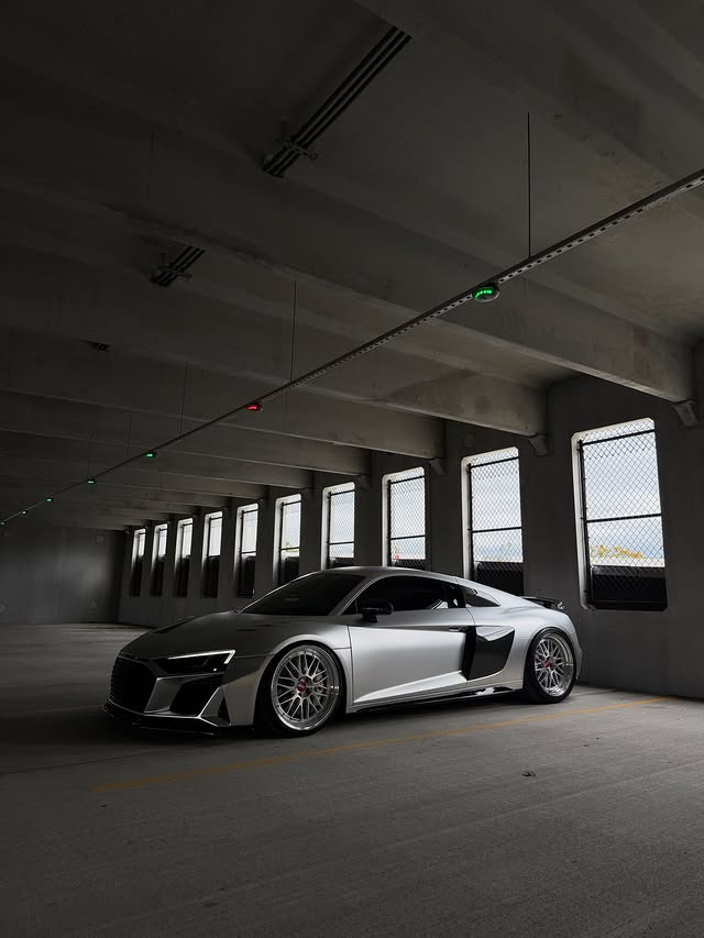 competitionreal's tweet photo. Audi R8 🩶 https://t.co/kN0wtMFr8J