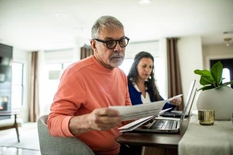 StrateFiWealth's tweet photo. Paying off a mortgage before retirement is a personal decision, and one that likely depends on your specific financial situation. https://t.co/fHancsTNqV https://t.co/a4Ch5UK7hN