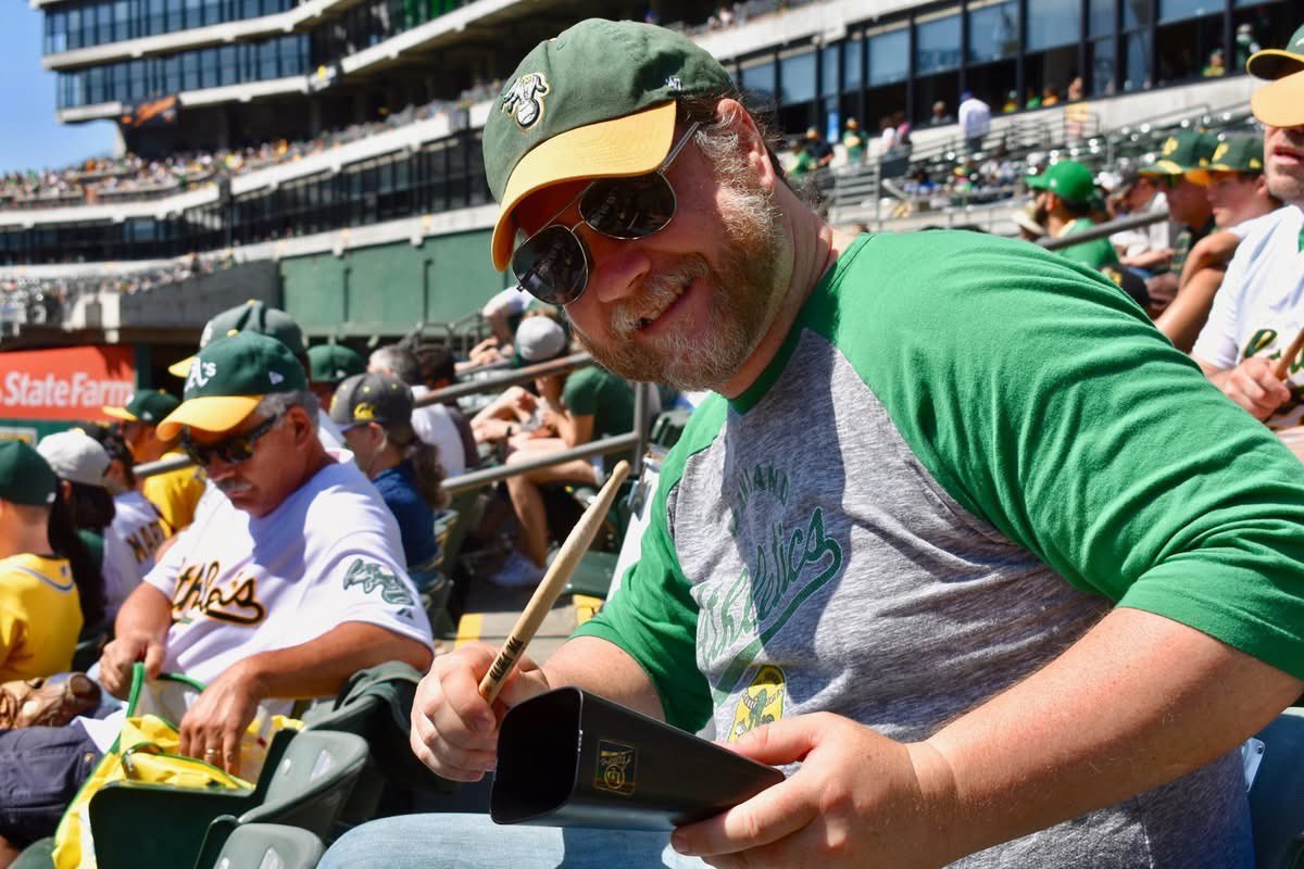 StadiumsTen's tweet photo. Seven years ago I spent the afternoon rockin a cowbell with the right field bleacher drum crew at the Coliseum. The good ol’ days at one of my favorite places on earth, with some of the nicest people on earth. Sigh. https://t.co/woNq3F6HiB