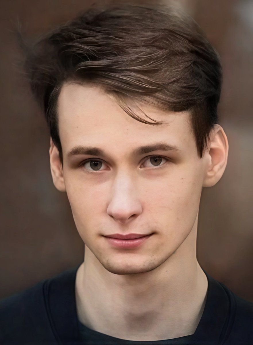 GLesyao's tweet photo. Егор Штовба
Студент. Поэт. Политзэк
Был задержан с поэтами, читавшими антивоенные стихи на Маяковских чтениях. Приговор: 5,5 лет за то, что «вслух повторял произведение Камардина и поднимал руки вверх».

Сбор на посылки для Егора Штовбы и других политзэков в 1ом реплае https://t.co/uXqNgJ2BCJ