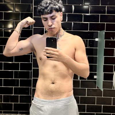 MarioOl64893853's tweet photo. #NuevaFotoDePerfil https://t.co/C5iaVqZlXL