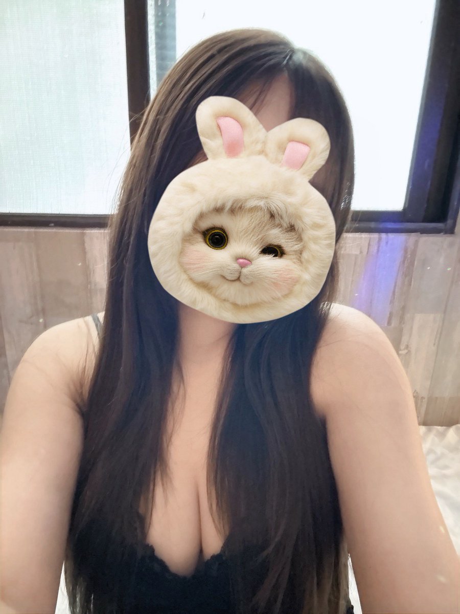 ynyn7435's tweet photo. 每天都有人想搶頭香
再不就是當天最後一位
這兩個名額這麼搶手的嗎？
#AB的小日子
#大學夜校就讀中
#主頁必看很重要 https://t.co/cdyHlee97t
