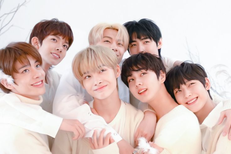 777x_en's tweet photo. MASIVA ❗️❗️

Solo para recordarles que luchamos para que estos siete chiquillos tengan un mejor trato y puedan seguir haciendo música juntos, hemos llegado muy lejos, sigamos así de unidas para lograr nuestro objetivo 🫶🏻

#Support_Our_SevEN
#Engenes_Demand_Respect https://t.co/bzFr31NC09