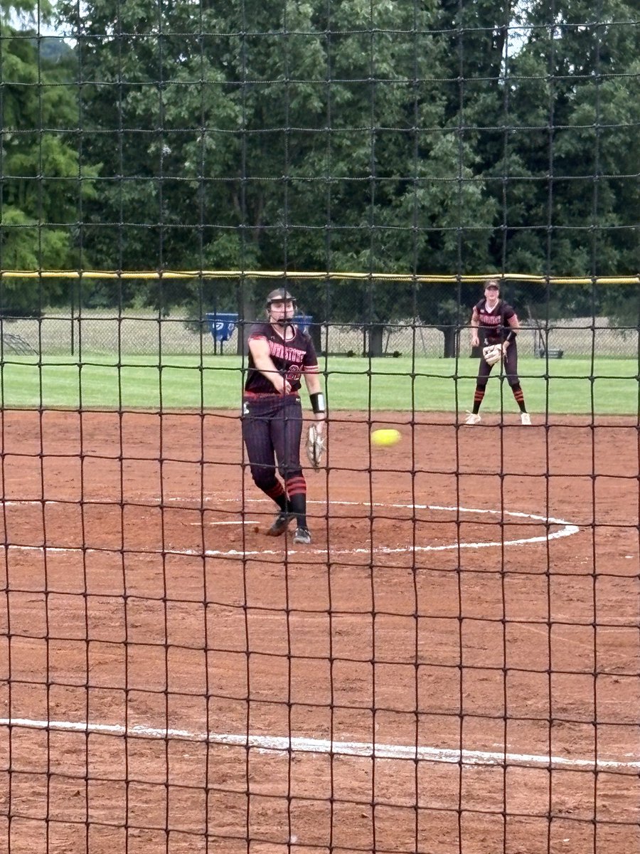 bchsathletics23's tweet photo. The Lady Braves defeated Austin 15-0! They will play Switzerland County tomorrow night at 6:30 PM for the sectional championship! Go Lady Braves! 🥎 https://t.co/Y0rvBARvKP