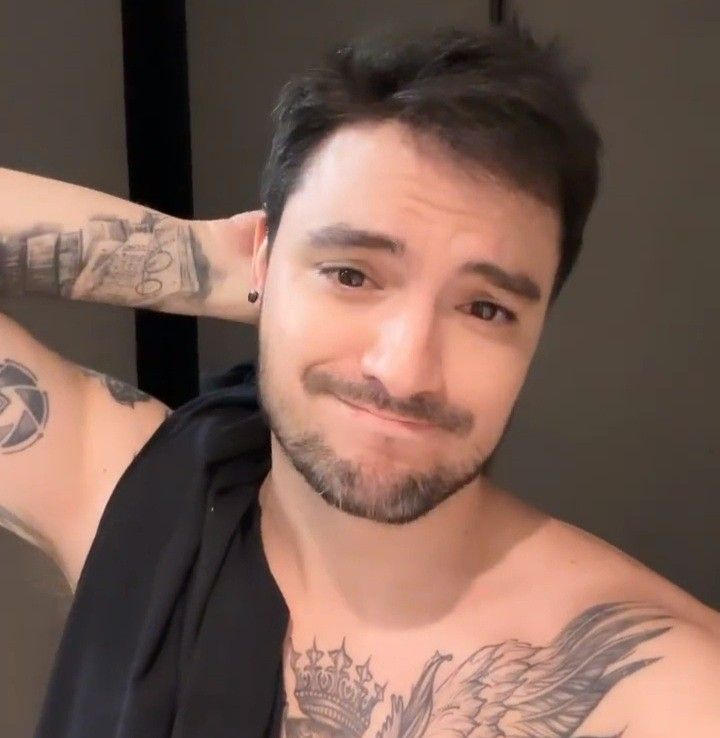 Orion vai ser um jornalista 📑 ✰ tweet media