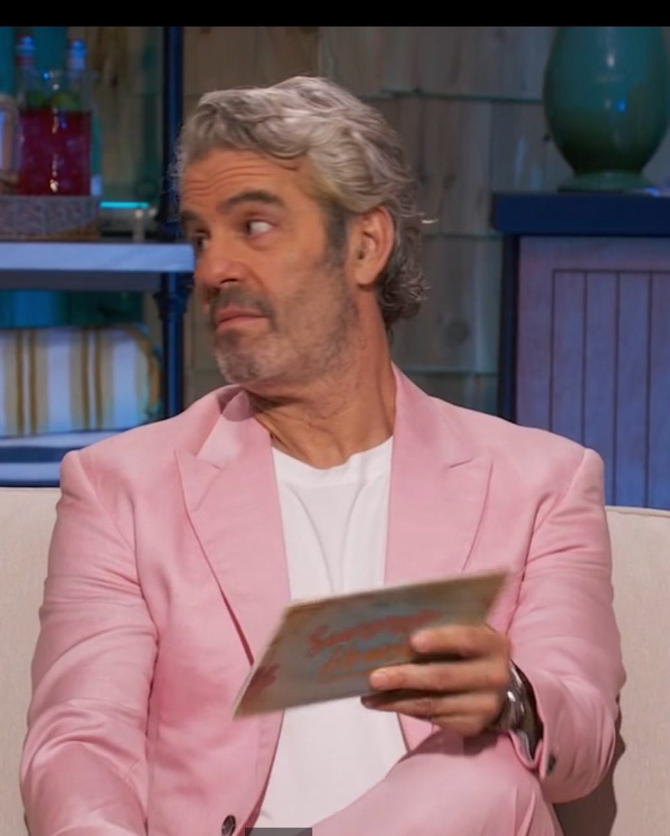 baddiesbngbravo's tweet photo. Andy: Ciara what are your intentions for tonight

Ciara: “I mean after that I don’t know, I mean I guess we might as well discuss the details before I put them in the ground and cover em with dirt, So…”🪏 🪏 🪏 

Andy (&amp; all of us) #SummerHouse https://t.co/AhlovpP3G5