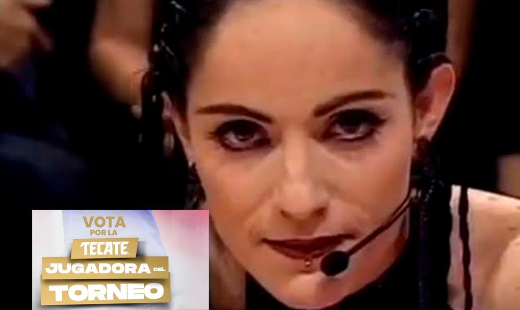 itzelyes93's tweet photo. Quiero pedir una cámara ¿Se puede pedir una cámara?... quiero pedir a todos nuestros televidentes, que voten por Scarlett o Irene para jugadora del torneo, todas lo merecen pero unamos votos para asegurar el gane.

Gracias. https://t.co/oikJdzuaUa