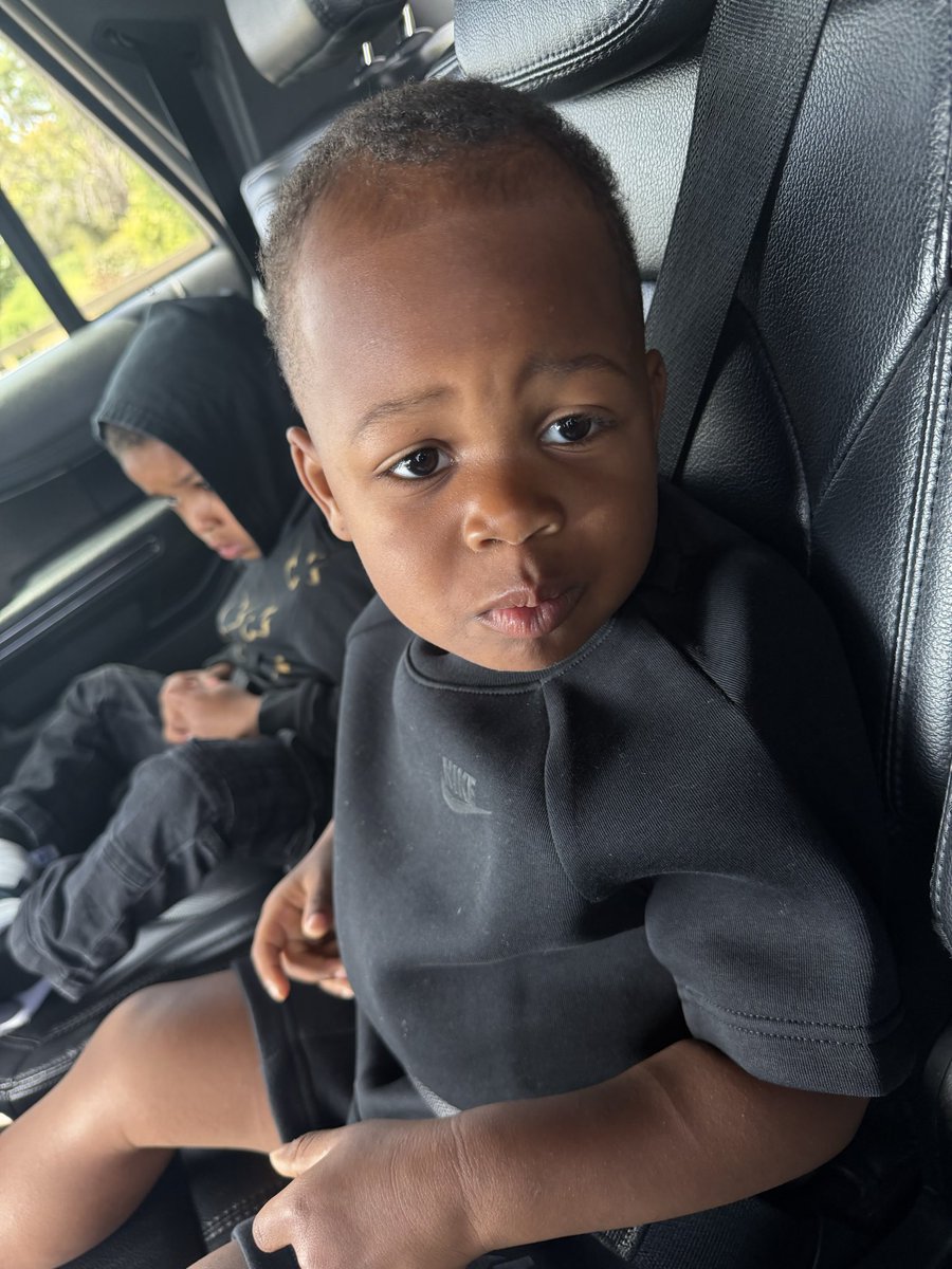 ChoppaTeezy's tweet photo. Go to war with GOD behind my young life #BabyMilo https://t.co/70QDrcJFwO
