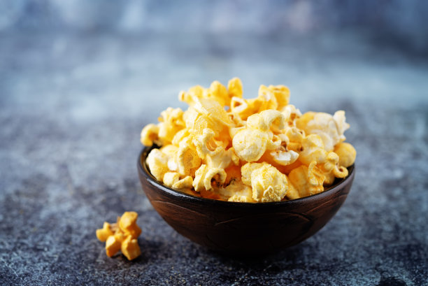 gscritchley's tweet photo. Leftover movie night snacks = the best snacks  Sharing my secret crispy cheddar popcorn—you’ve GOT to try this! Who’s joining my snack squad tonight， https://t.co/granbwGJ3Y