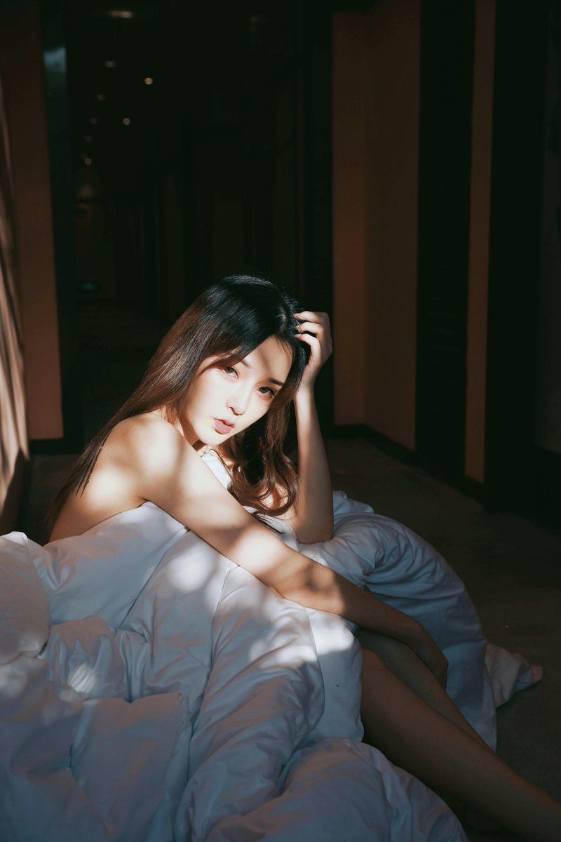 ocadillo's tweet photo. New to photography Start with mastering natural light—its soft, warm glow makes every basic shot look amazing! Keep it simple, keep shooting daily!， https://t.co/z8riuxTNoB