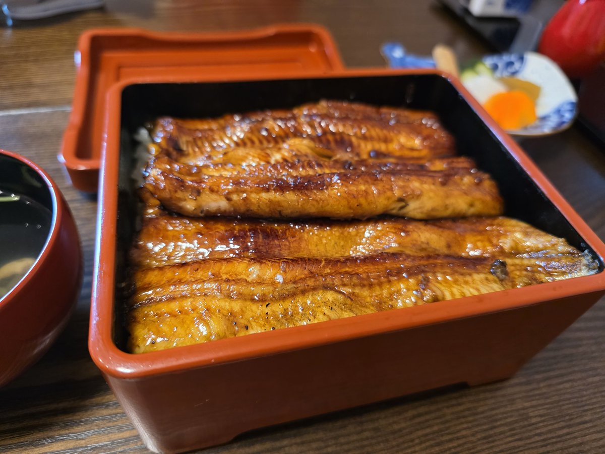 teiku21's tweet photo. 小田原
うなぎ友栄
ここは別格 https://t.co/6mkc54tva2