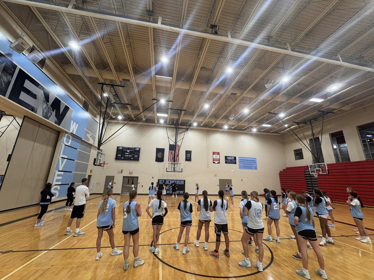 ElkhornNorthGBB's tweet photo. Day 1 of Camp 🐺🏀
Establishing standards and creating an identity on the defensive side of the ball today.  The girls were locked in and effort and energy were extremely high.  
Seniors down to Freshmen - competing every rep and drill.  
#TougnessWins 
#DefenseTravels https://t.co/1woBJfgc34
