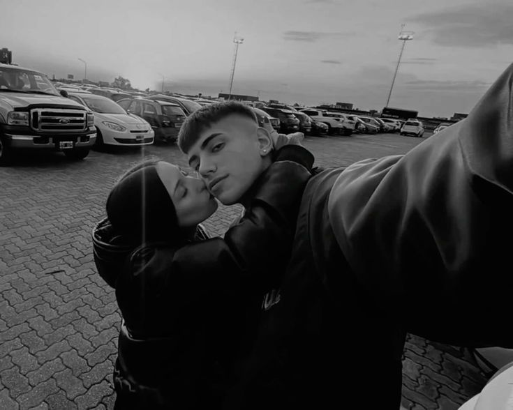 sarvzrt's tweet photo. ㅤㅤㅤY entonces todo tenía sentido si
ㅤ      el final era este, te amo hermosa 🤍 https://t.co/rTPwGbB9hB