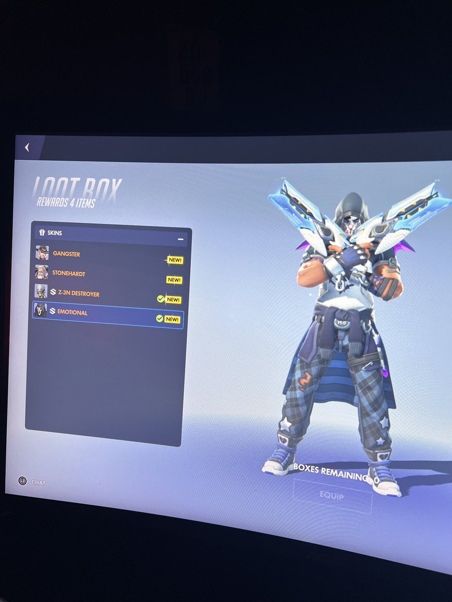 76Kikii's tweet photo. What did you get from your 10-Year Anniversary Overwatch lootbox? https://t.co/5T1lrjxUY0