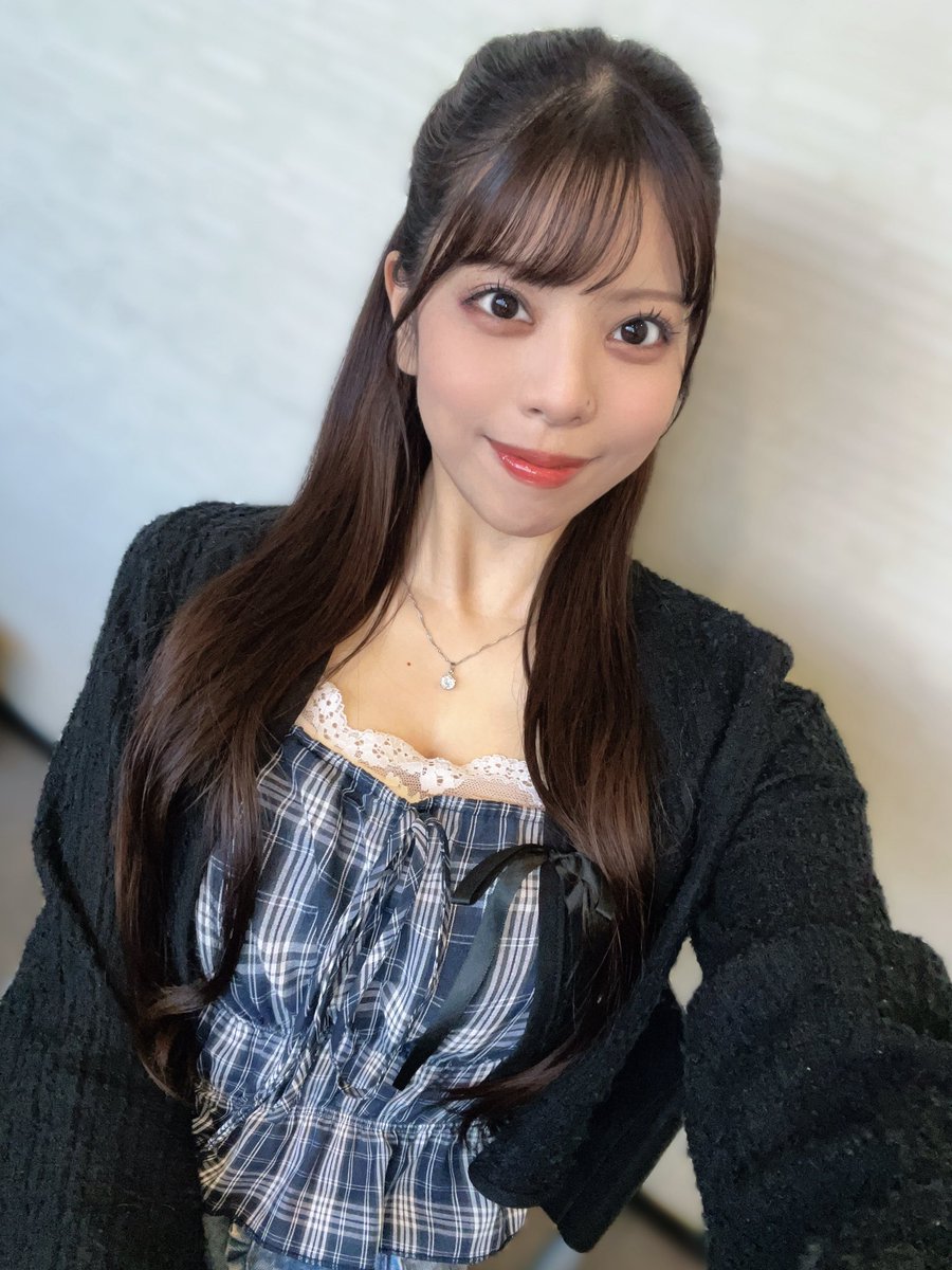 NICO_O219's tweet photo. おはようございます🦋🥀

今週末の土曜日 チェキ会があります！
たくさん待ってるよ～🩵

↓詳細はこちらから💎
https://t.co/t2ilV6Tas2 https://t.co/zQ8kO3cwr9