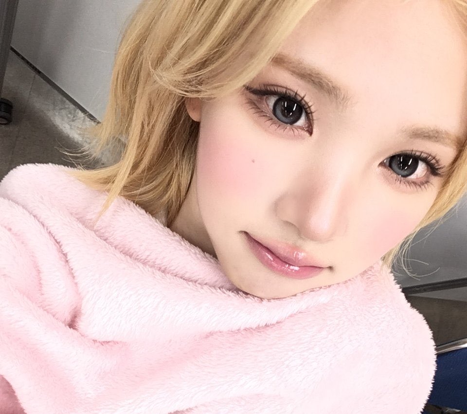 jiwoo pics tweet media