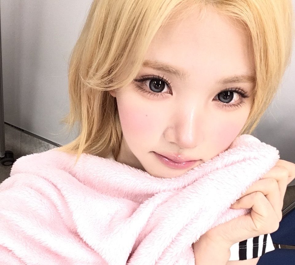 jiwoo pics tweet media